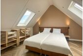 Attraktives Ferienhaus mit Doppelbett in Zeeland