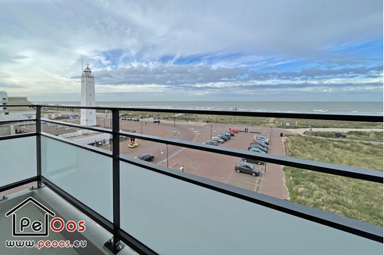 Panoramisch uitzicht vanaf het balkon