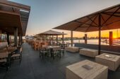  Schönes Restaurant mit Terrasse am Wasser