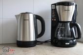 Wasserkocher und Kaffeemaschine