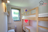 Slaapkamer met stapelbedden