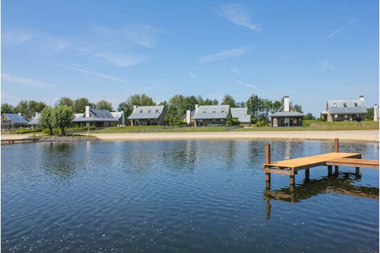 Zwemmen, watersport. Alles is mogelijk vlakbij uw Sedna 10a